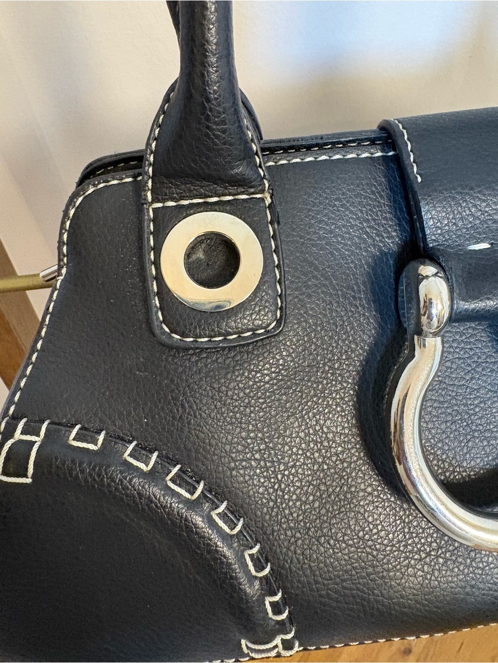 Black Women's Leather Satchel Handbag with Silver Hardware - Picture 3 of 6